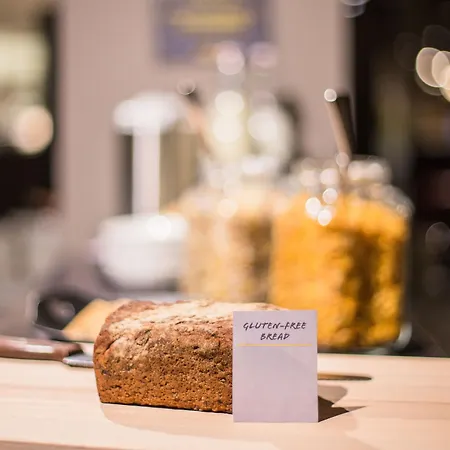 호텔 Comfort Airport 3*