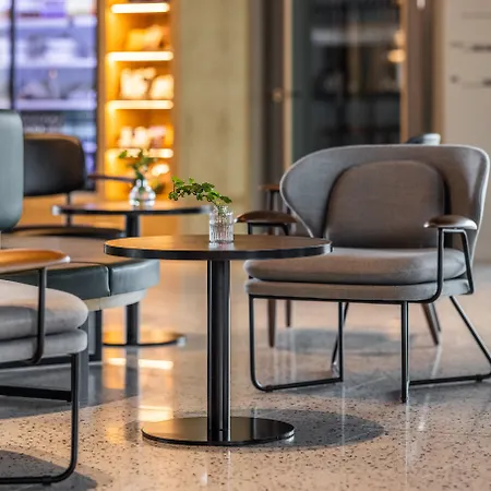 Comfort Airport Hotel 3*
