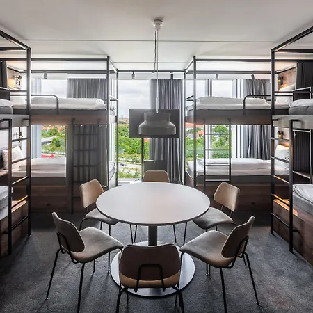 Comfort Airport Hotel 3*