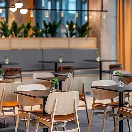מלון Comfort Airport 3*